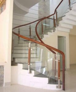 Cầu Thang Kính Cường Lực Uốn Cong